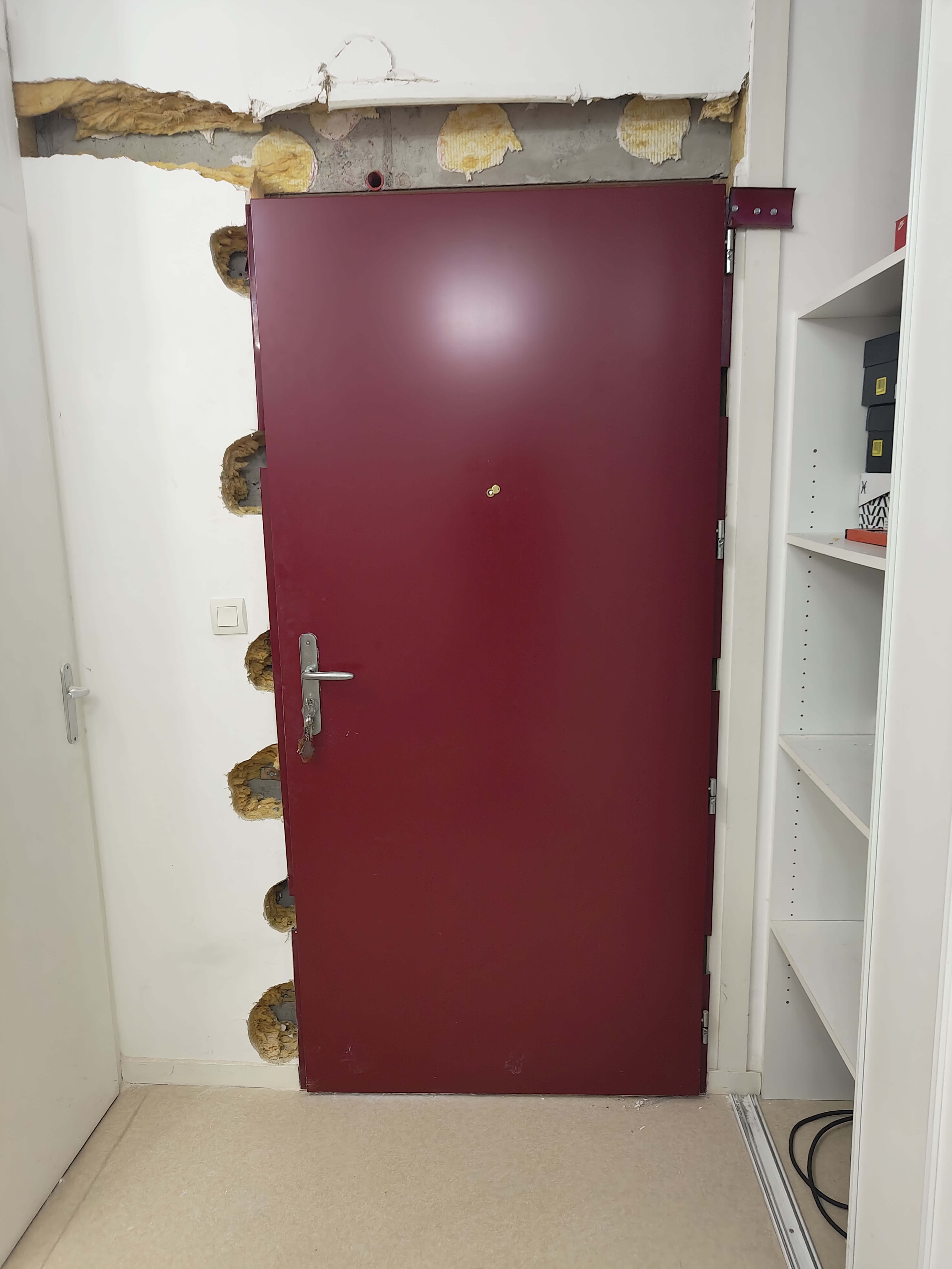 Sauvetage provisoir porte palière après intervention des forces de l'ordre 5 Lyon7 — Urgence Habitat 38